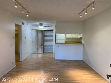 Main picture of 18232 Parkview Ln