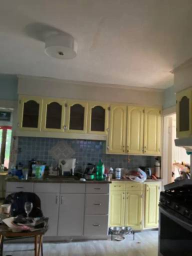 Main picture of 96 Washington Ave