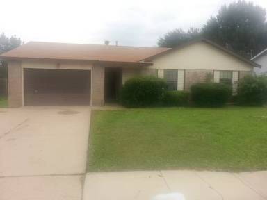 Main picture of 7021 Lincolnshire Ln