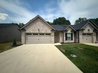 Main picture of 5924 Knox Hill Way