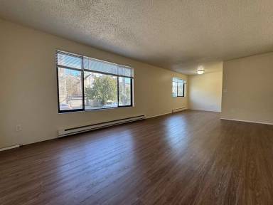 Main picture of 1727 14th Ave