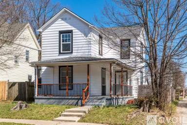 Main picture of 1420 Holly Ave