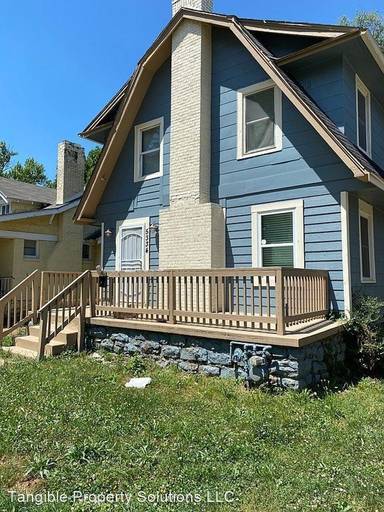 Main picture of 5334 Euclid Ave