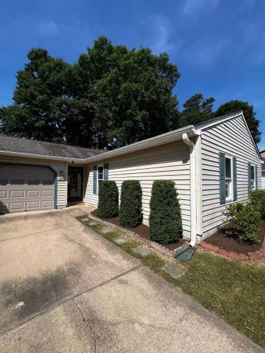 Main picture of 1594 Hummingbird Ln