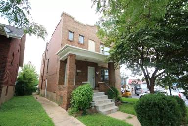 Main picture of 5912 Arsenal St