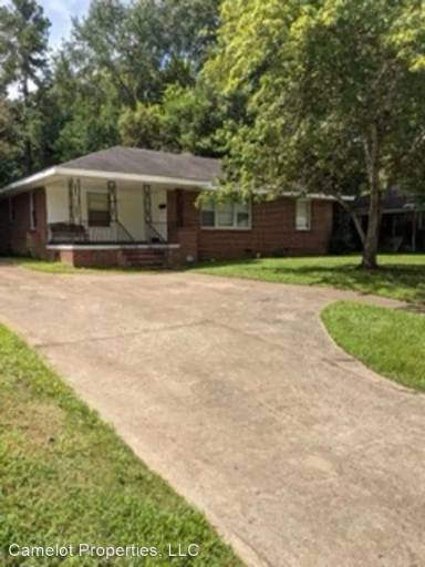 Main picture of 3648 Honeysuckle Rd
