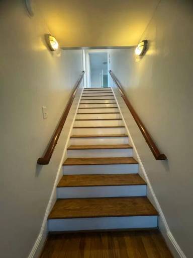 Main picture of 2914 1/2 Rosewood Dr