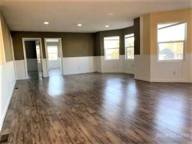 Main picture of 5901 Mission St