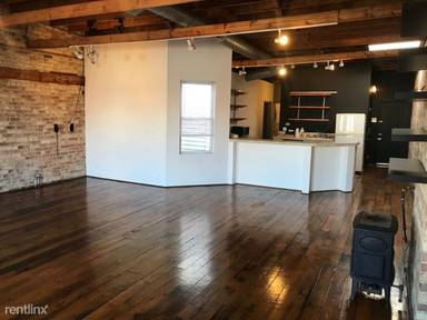 Main picture of 1528 N Milwaukee Ave