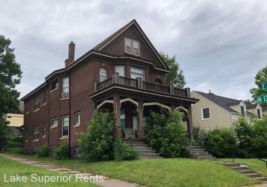 Main picture of 1301 E 3rd St