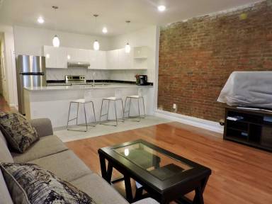 Main picture of 309 Sycamore St