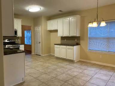 Main picture of 1410 Hollow Branch Ln