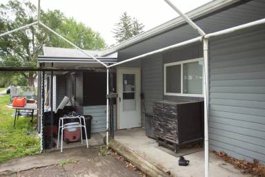 Main picture of 1520 N Indiana Ave