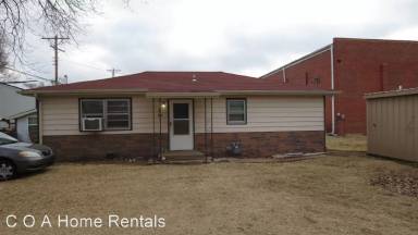 Main picture of 120 W Ross St