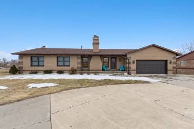 Main picture of 3584 Midway Rd