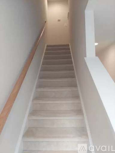 Main picture of 2439 Glenallan Ave