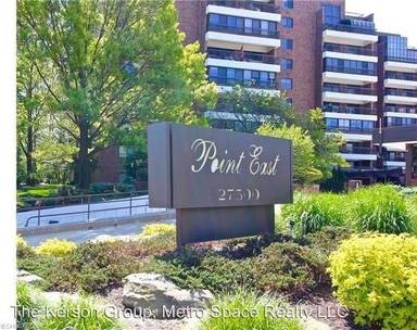 Main picture of 27500 Cedar Rd