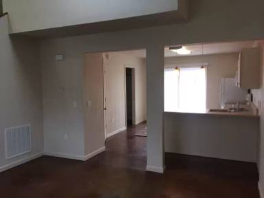 Main picture of 5022-3 College Avenue
