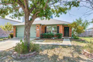 Main picture of 819 Ann Dr