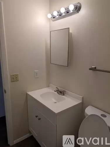 Main picture of 420 Cambridge Cir