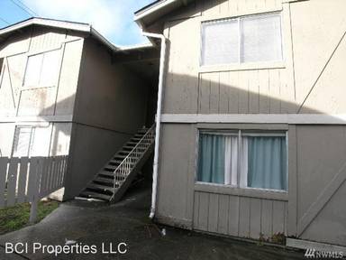 Main picture of 1429 E 64th St