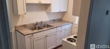 Main picture of 205 Pleasant Ave S