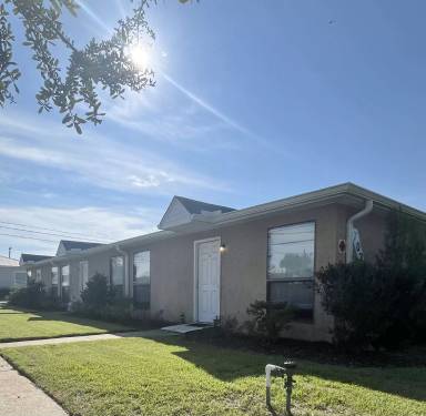 Main picture of 705 Florida Ave