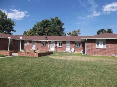 Main picture of 3275 Birch St