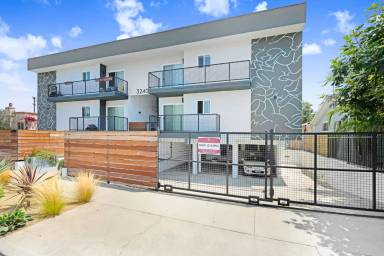 Main picture of 3240 Fay Ave