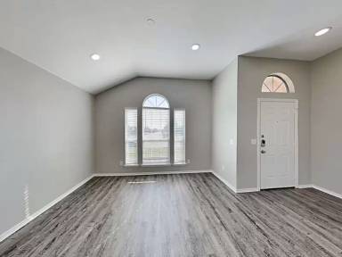 Main picture of 1617 Lesli Dr