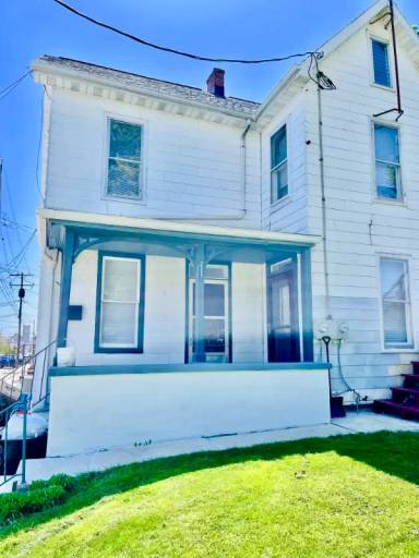 Main picture of 340 Franklin St