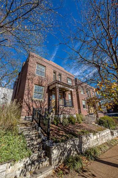 Main picture of 1219 Barton St