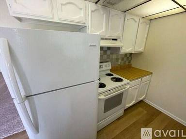 Main picture of 717 Cedar Bayou Rd