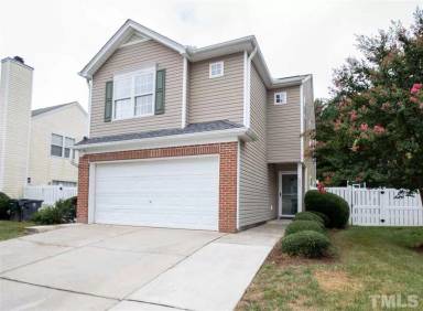 Main picture of 229 Adefield Ln