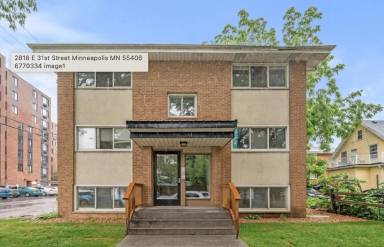 Main picture of 2818 E 31st St