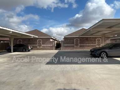 Main picture of 1008 W La Pointe Ave