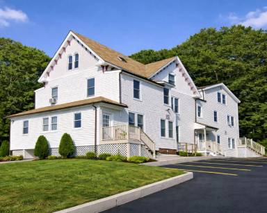Main picture of 461 Williams St
