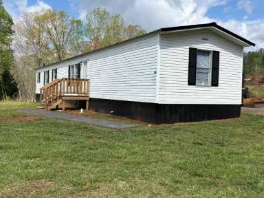 Main picture of 2114 NC 108 Hwy