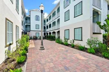 Main picture of 7503 Atlantis Way