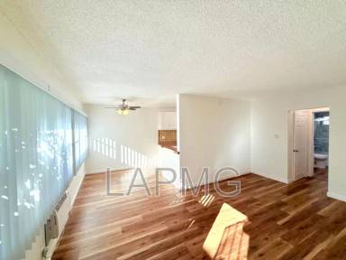 Main picture of 10919 Pioneer Blvd