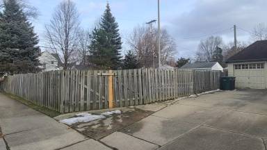 Main picture of 22258 Francis St