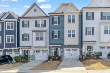 Main picture of 1389 Regents Ln