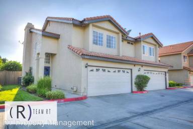 Main picture of 343 E Phillips Blvd
