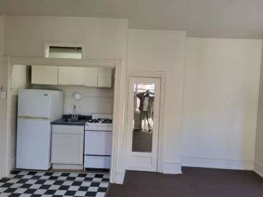 Main picture of 429 S 51st St