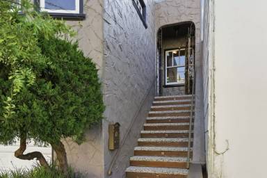 Main picture of 804 Avalon Ave