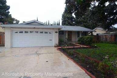 Main picture of 33787 Remington Dr