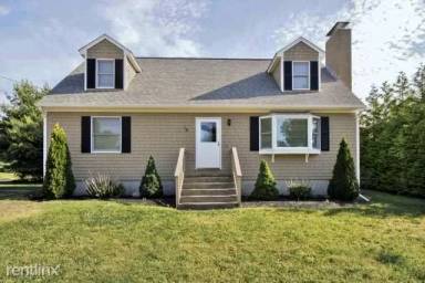 Main picture of 10 Tom Walsh Ln