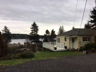 Main picture of 9917 SW Quartermaster Dr