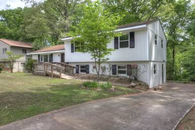 Main picture of 10802 Mallard Dr