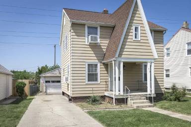 Main picture of 318 W Crawford Ave